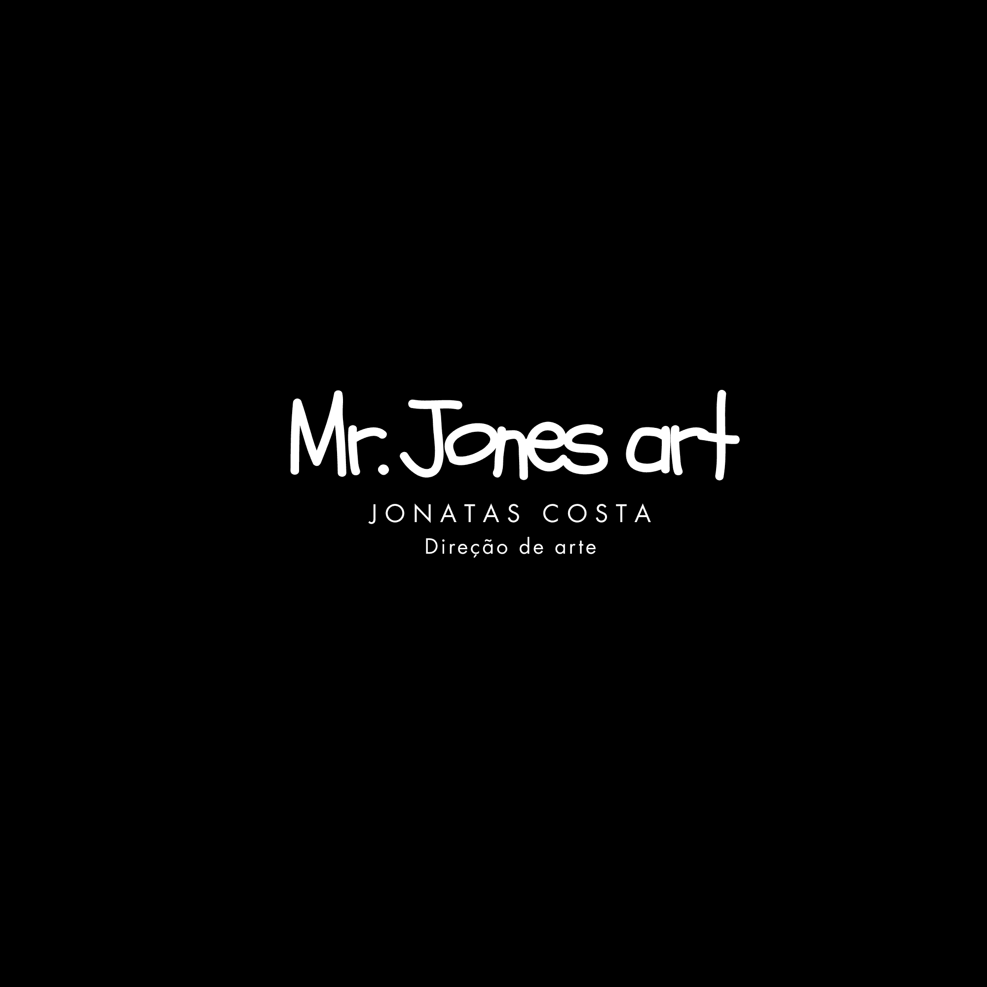Logotipo branco em fundo preto: Mr. Jones art, Jonatas Costa e Direção de arte.